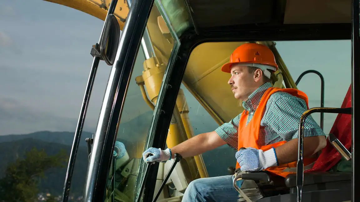 Dredge Operator