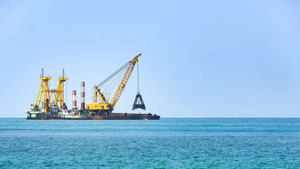 Exploring Dredge Boat Jobs Opportunities in the Marine Dredging Industry