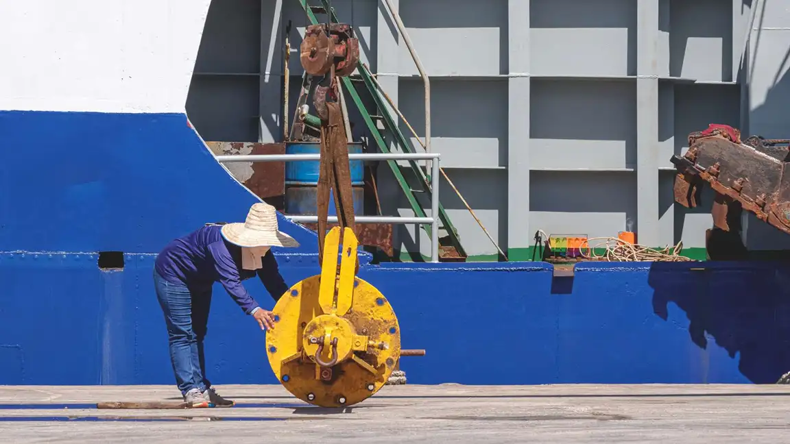 Understanding Dredge Boat Jobs