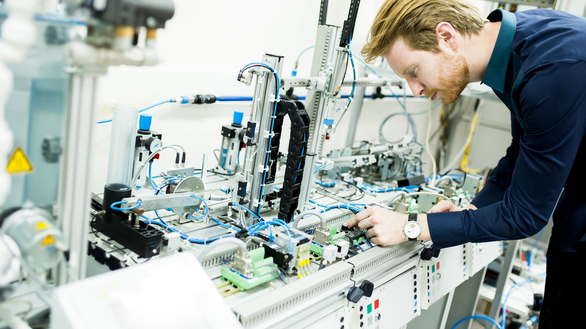 Leading Companies Hiring in the Electronics Manufacturing Sector